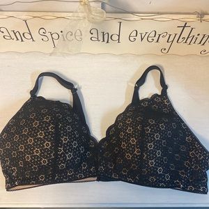 Lightly lined aerie bra